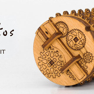 Detaljebillede af Kryptos fra iDventure – Cryptex puzzle box i Træ
