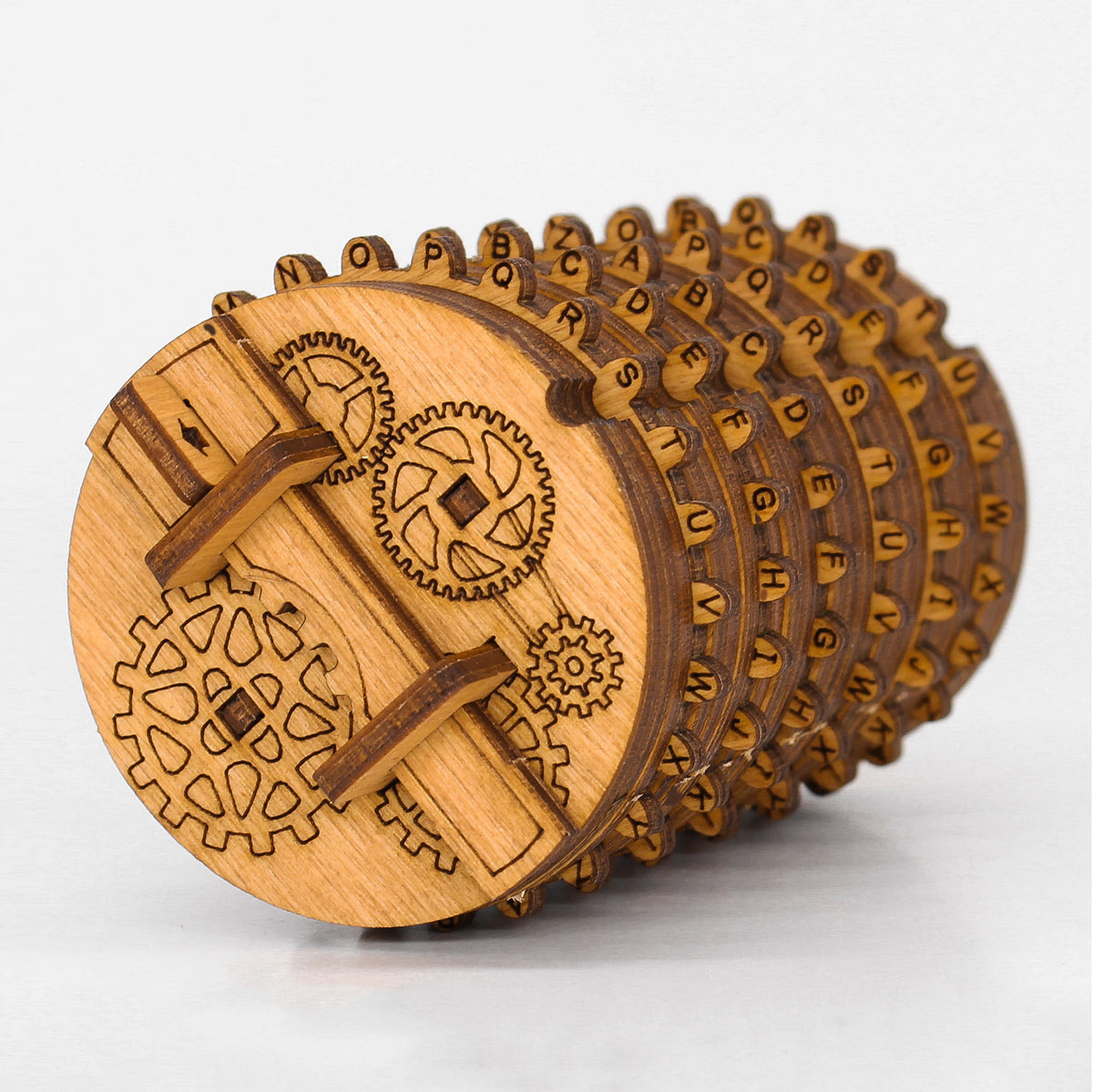 Kryptos fra iDventure – Cryptex puzzle box i Træ vist som samlet model