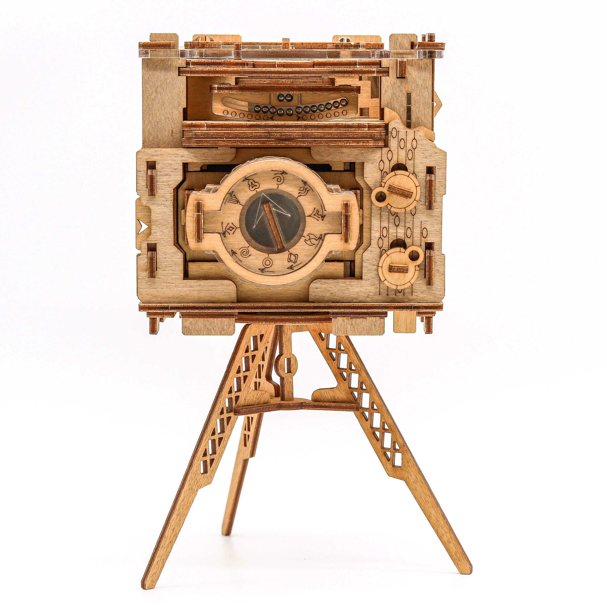 Detaljebillede af Cluebox: Sherlock's Camera – Escape Room in a Box