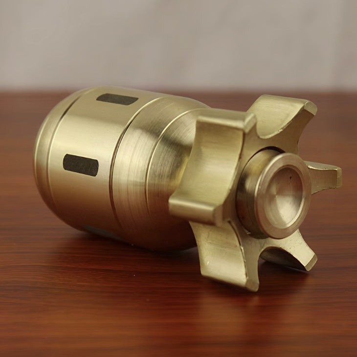 Detaljebillede af Retro Rocket Bomb Spinner – Gold Edition