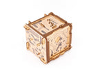 Detaljebillede af Cluebox: Cambridge labyrinth - Escape Room in a Box