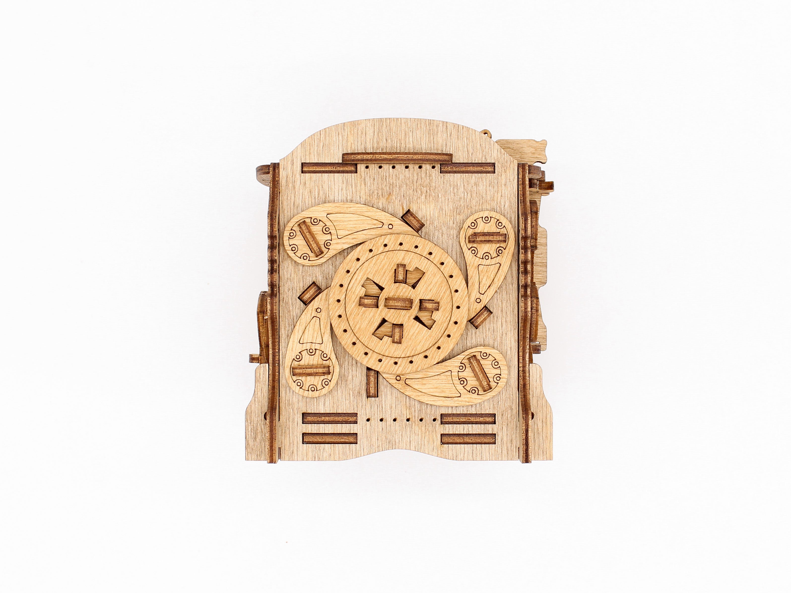 Detaljebillede af Cluebox: Captain Nemo's Nautilus – Escape Room in a Box