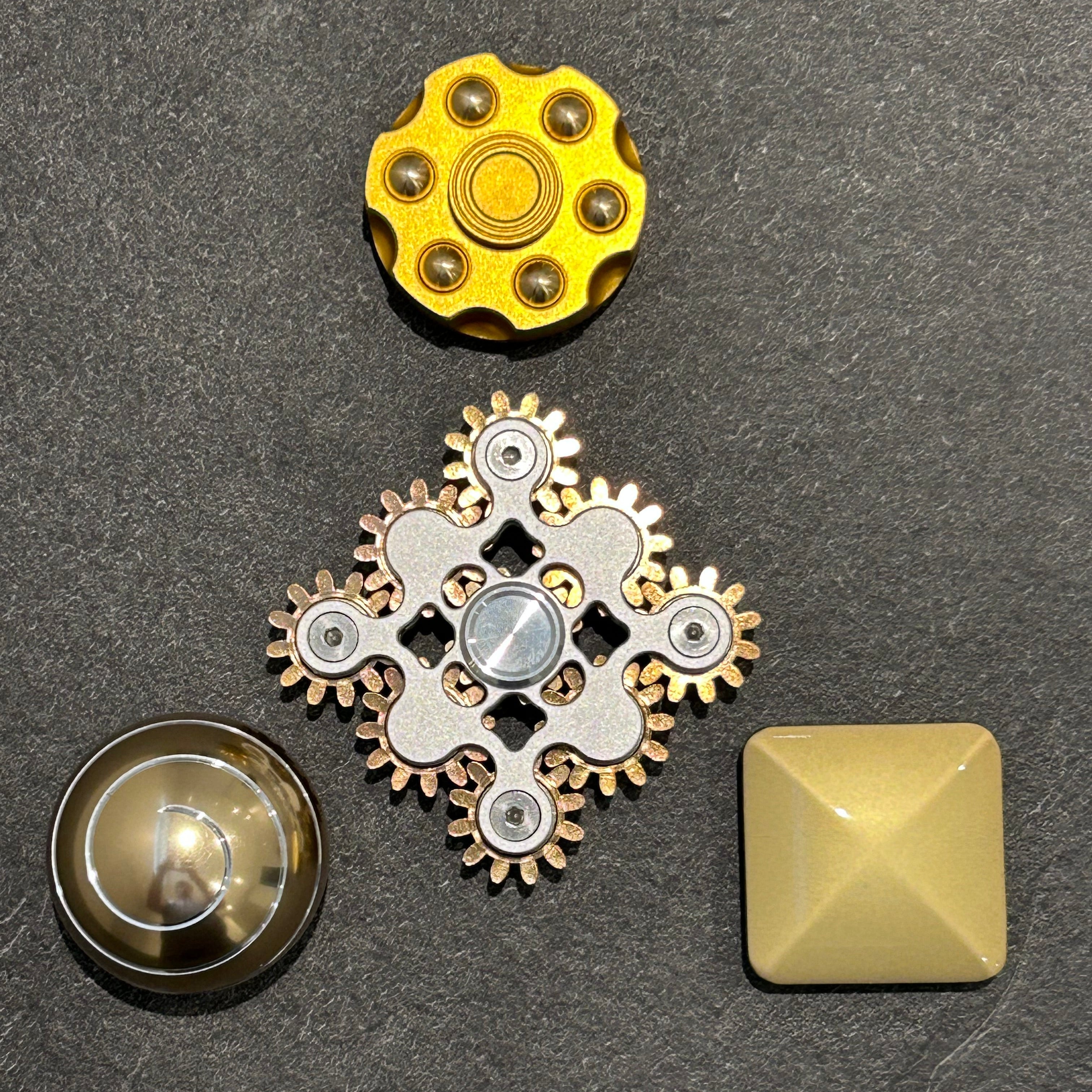 Detaljebillede af Gold Collection - Ultimate Fidget Bundle 4 Stk.