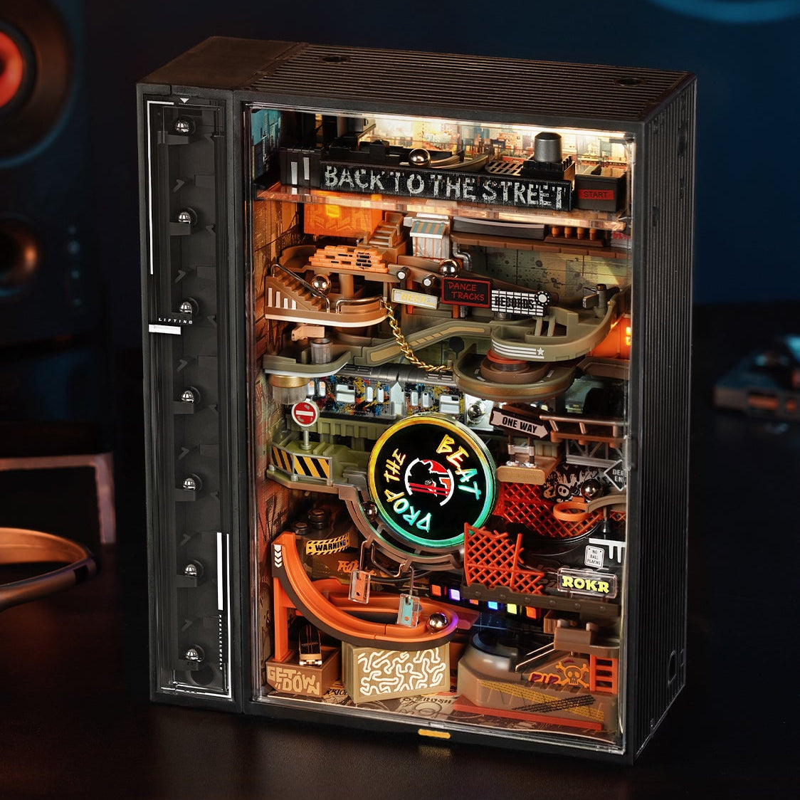 Detaljebillede af ROKR Hip-Hop Street – Mekanisk Marble Run 3D Puzzle