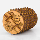 Kryptos fra iDventure – Cryptex puzzle box i Træ vist som samlet model