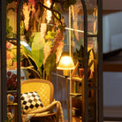 Detaljebillede af Rolife Garden House – DIY Book Nook