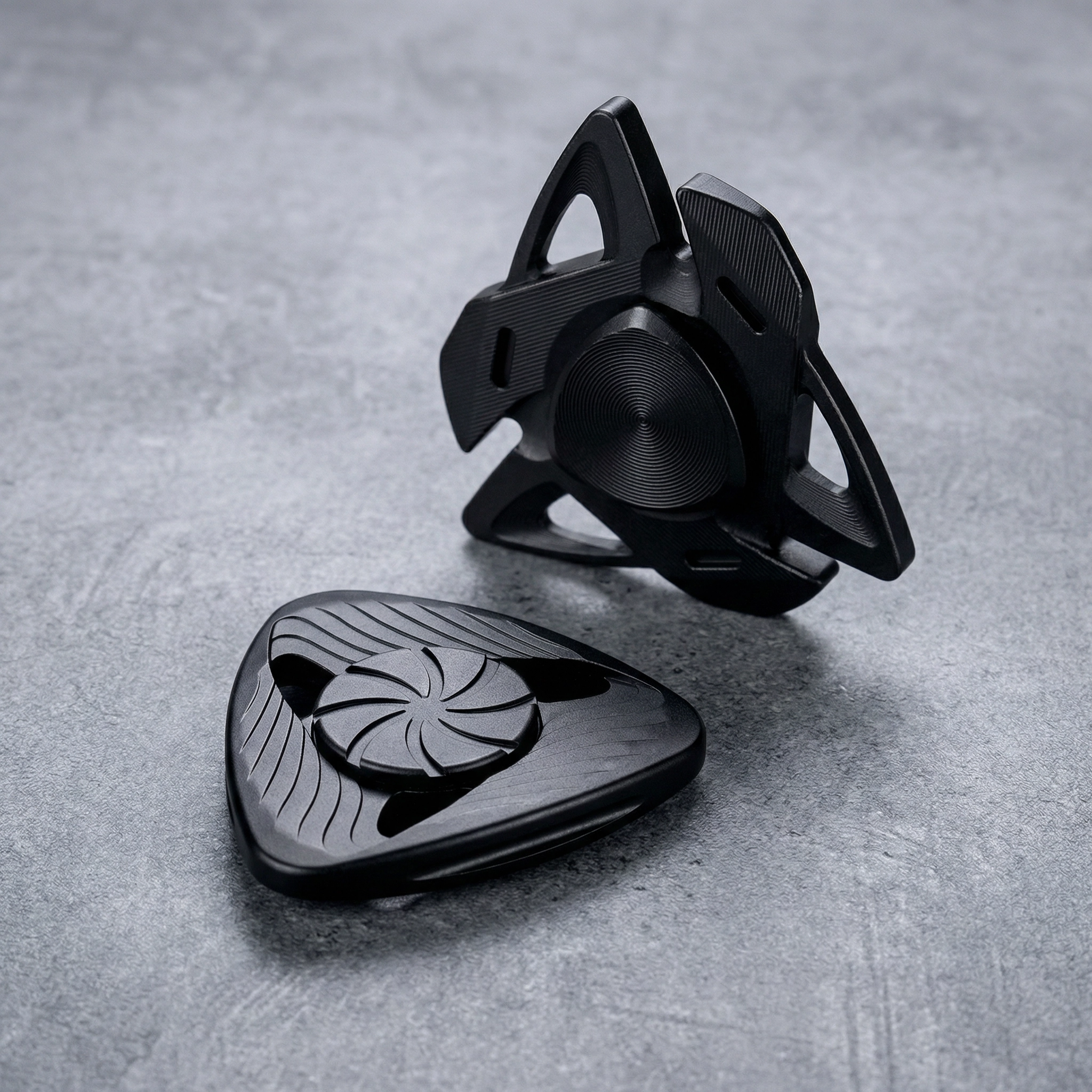 Black Metal Spinner Bundle – Phantom & Shark vist som samlet model
